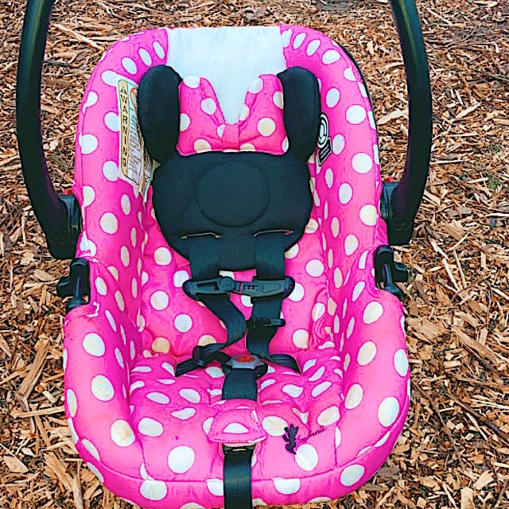 Minni mouse car seat